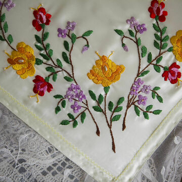 Halstuch der Tracht &copy;Peter Becker