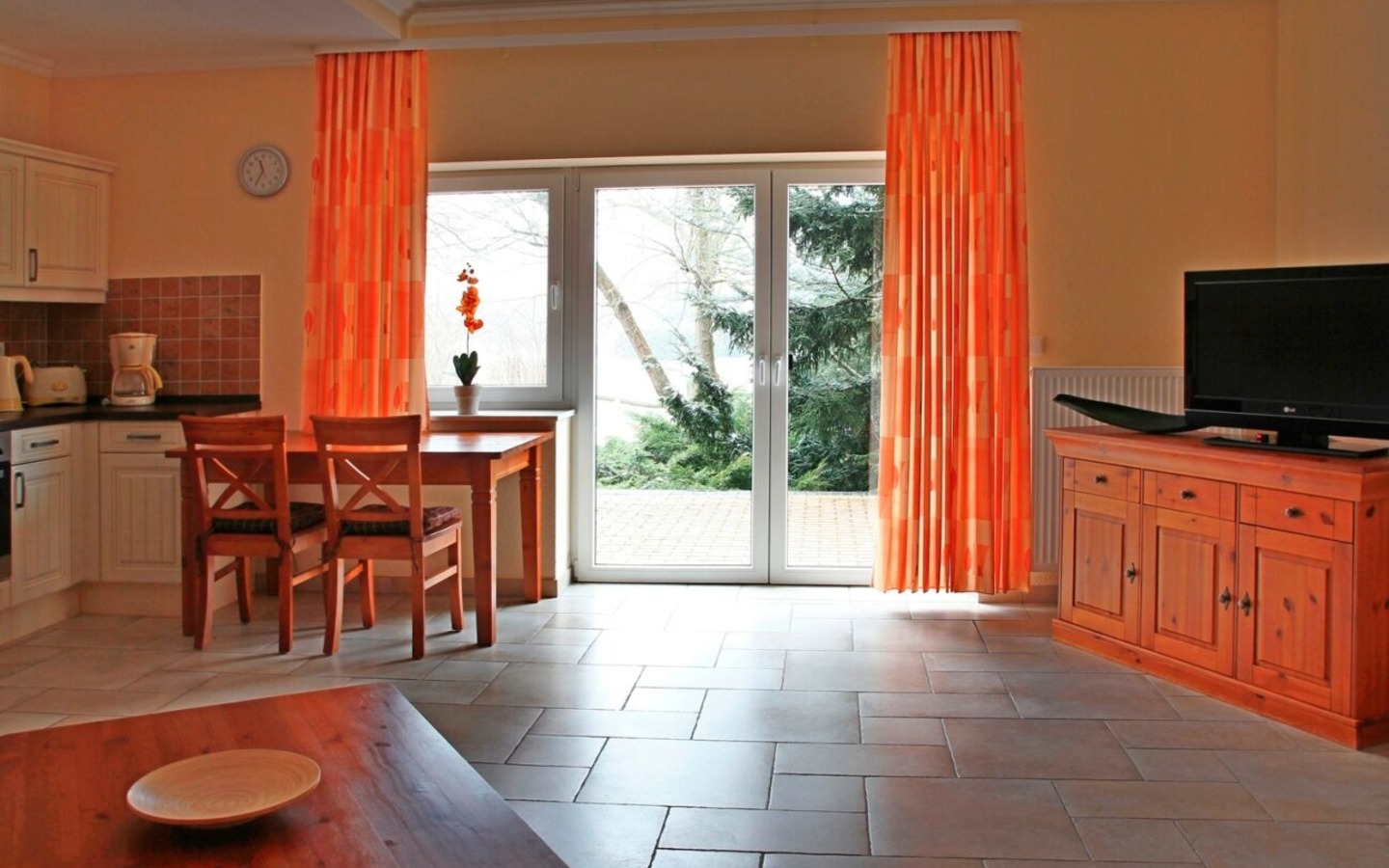 Fr&uuml;hst&uuml;ck unterm Himmel