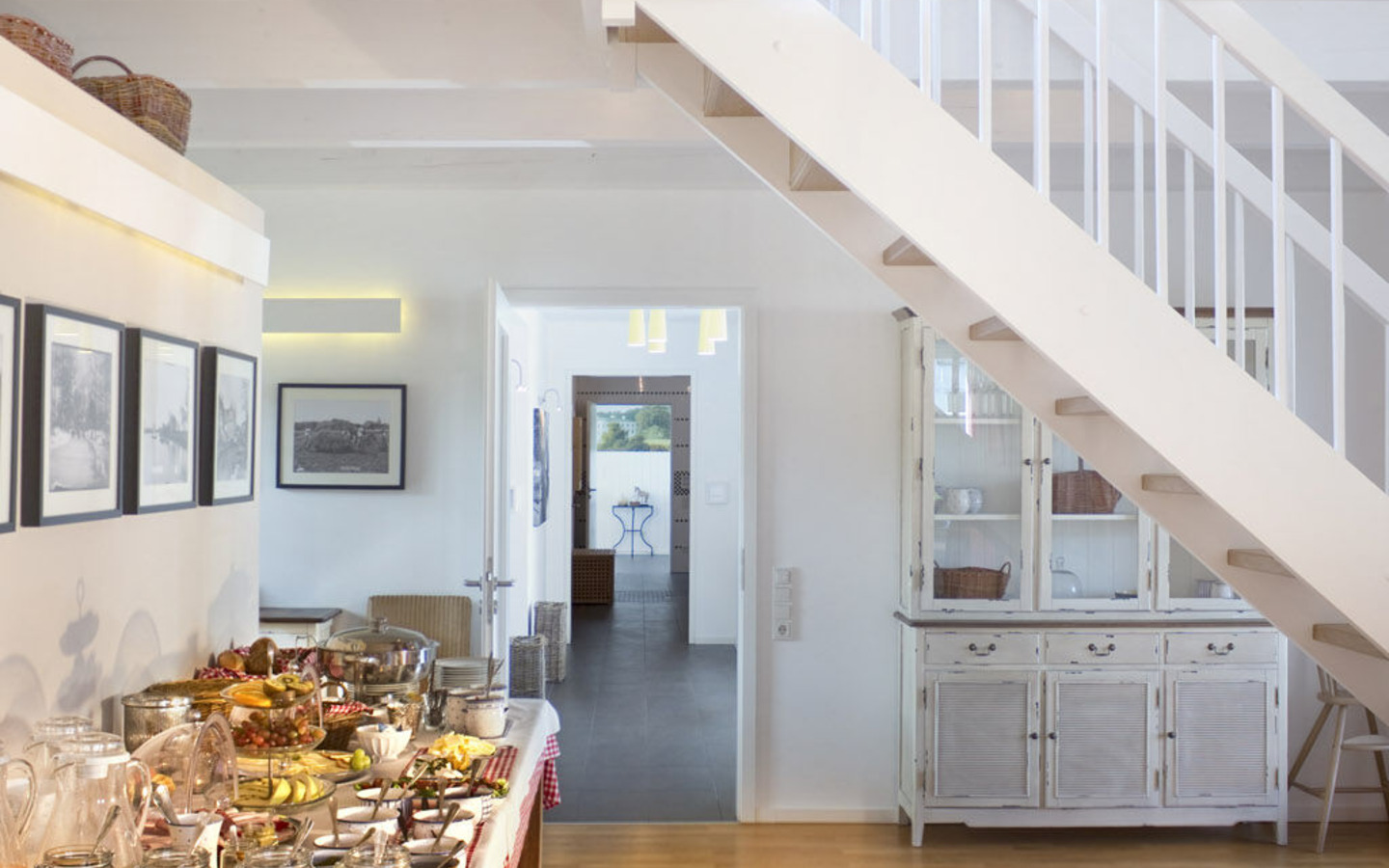 Reichhaltiges Fr&uuml;hst&uuml;cksbuffet