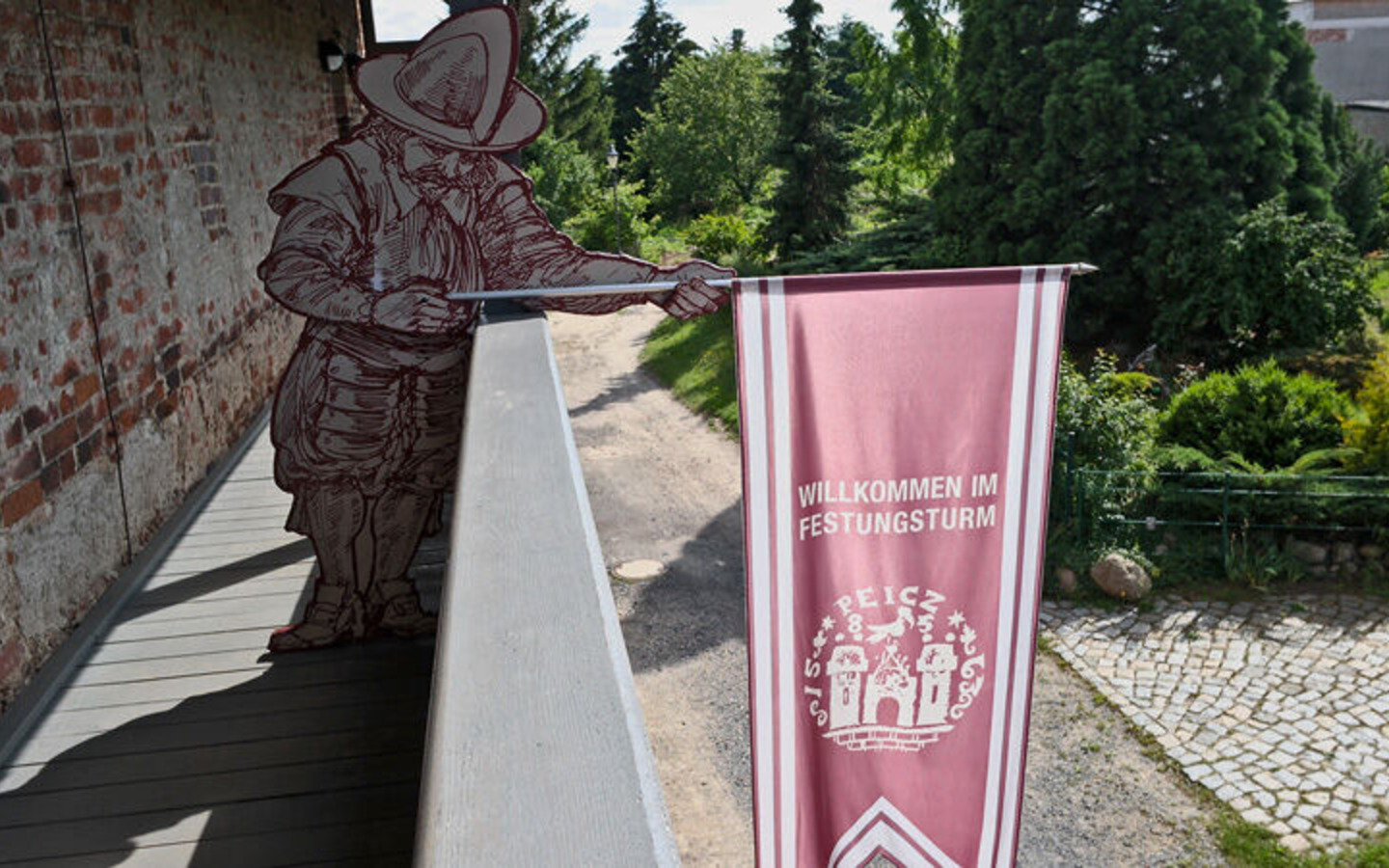 Bannertr&auml;ger, Foto: Amt Peitz, Lizenz: Amt Peitz