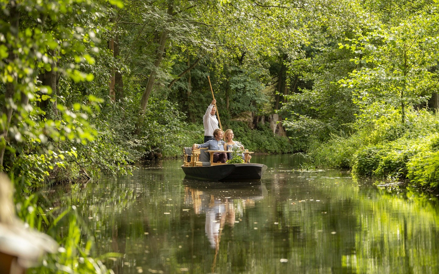 Kahnfahrt durch den Spreewald, Foto: Ron Petra&szlig;, Lizenz: Amt Burg (Spreewald)