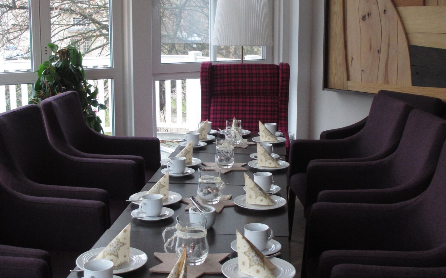 Hotel & Restaurant Bleske, Kaffeerunde in der Lobby, Foto: Unbekannt, Lizenz: Amt Burg (Spreewald)