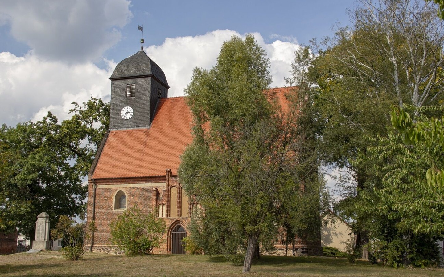 Evangelische Kirche, Briesen, Foto: ScottyScout, Lizenz: Amt Burg (Spreewald)