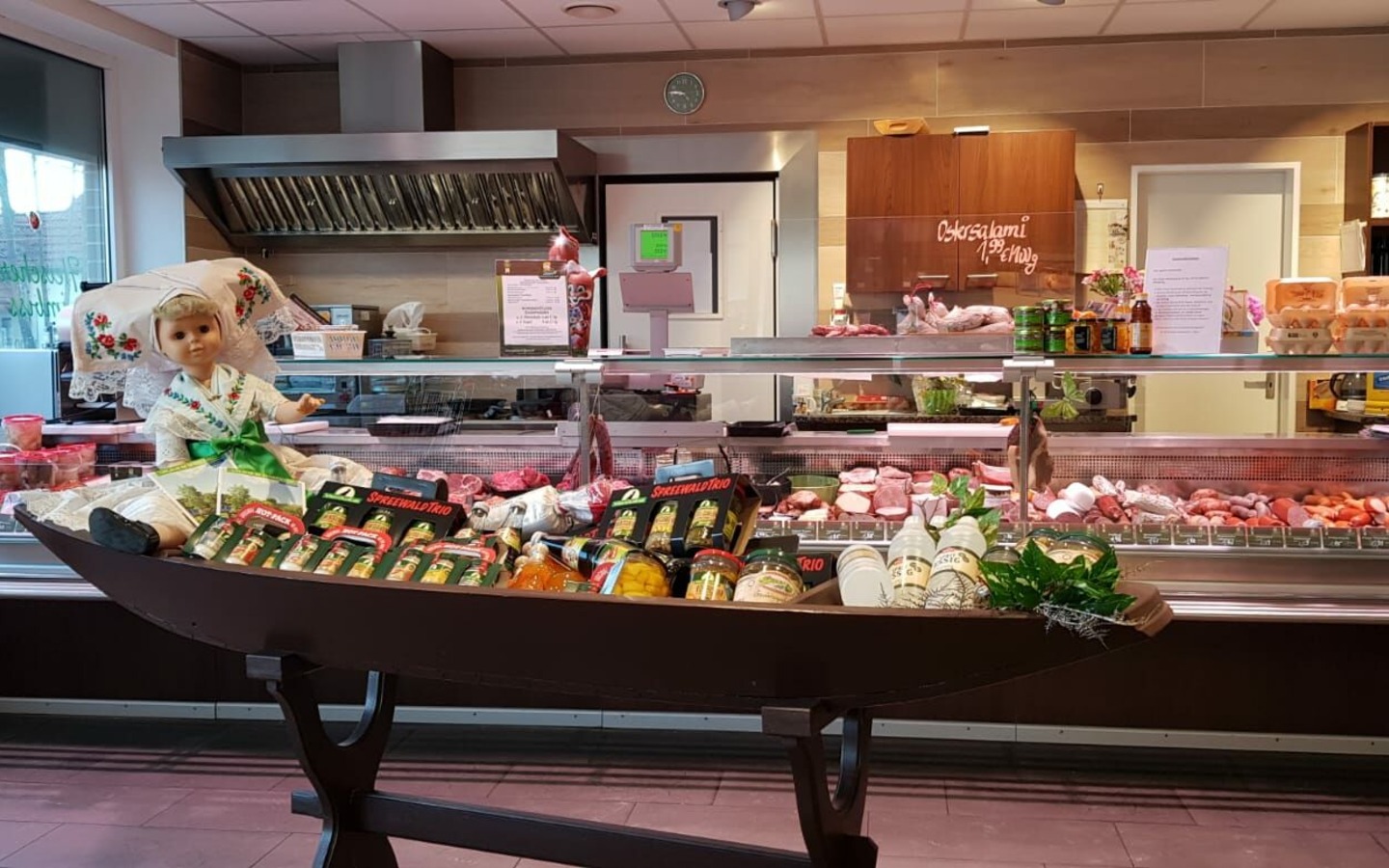 Vetschauer Wurstwaren in Burg (Spreewald), Foto: Amt Burg (Spreewald), Lizenz: Amt Burg (Spreewald)