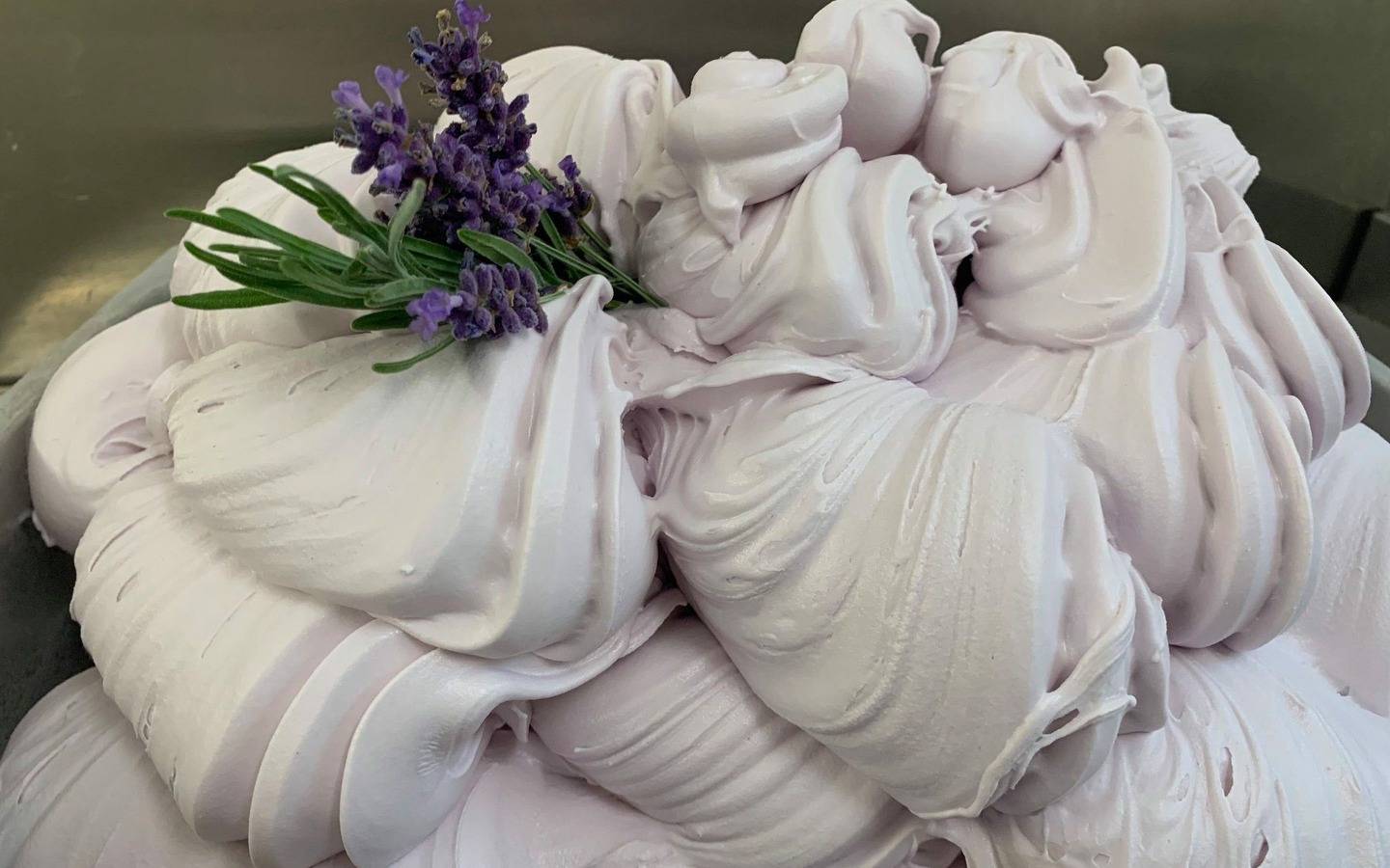 Lavendeleis, Foto: Die Eiswerker, Lizenz: Amt Burg (Spreewald)