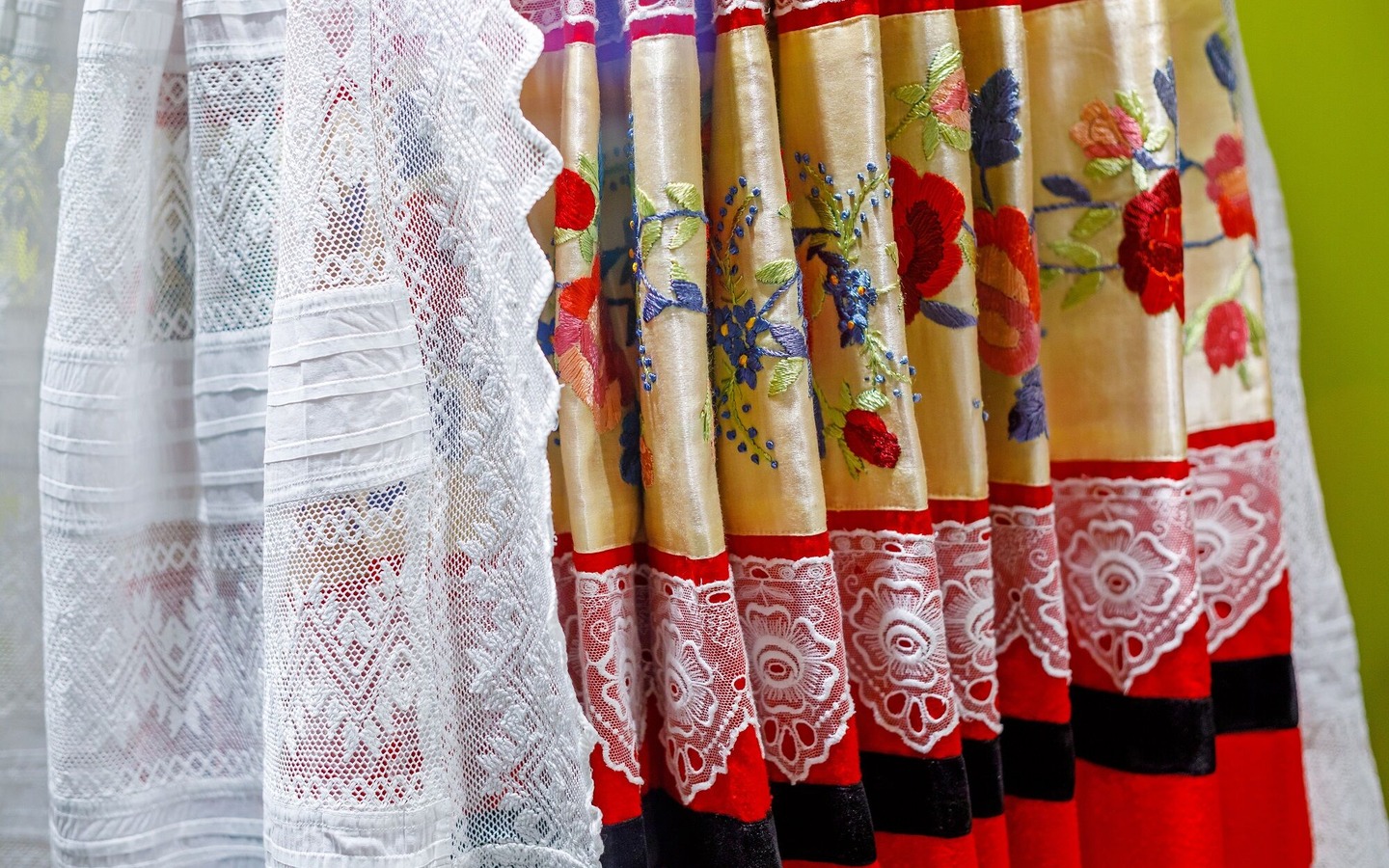 Wendische Festtagstracht im Wendischen Museum Cottbus, Foto: Andreas Franke, Lizenz: CMT Cottbus