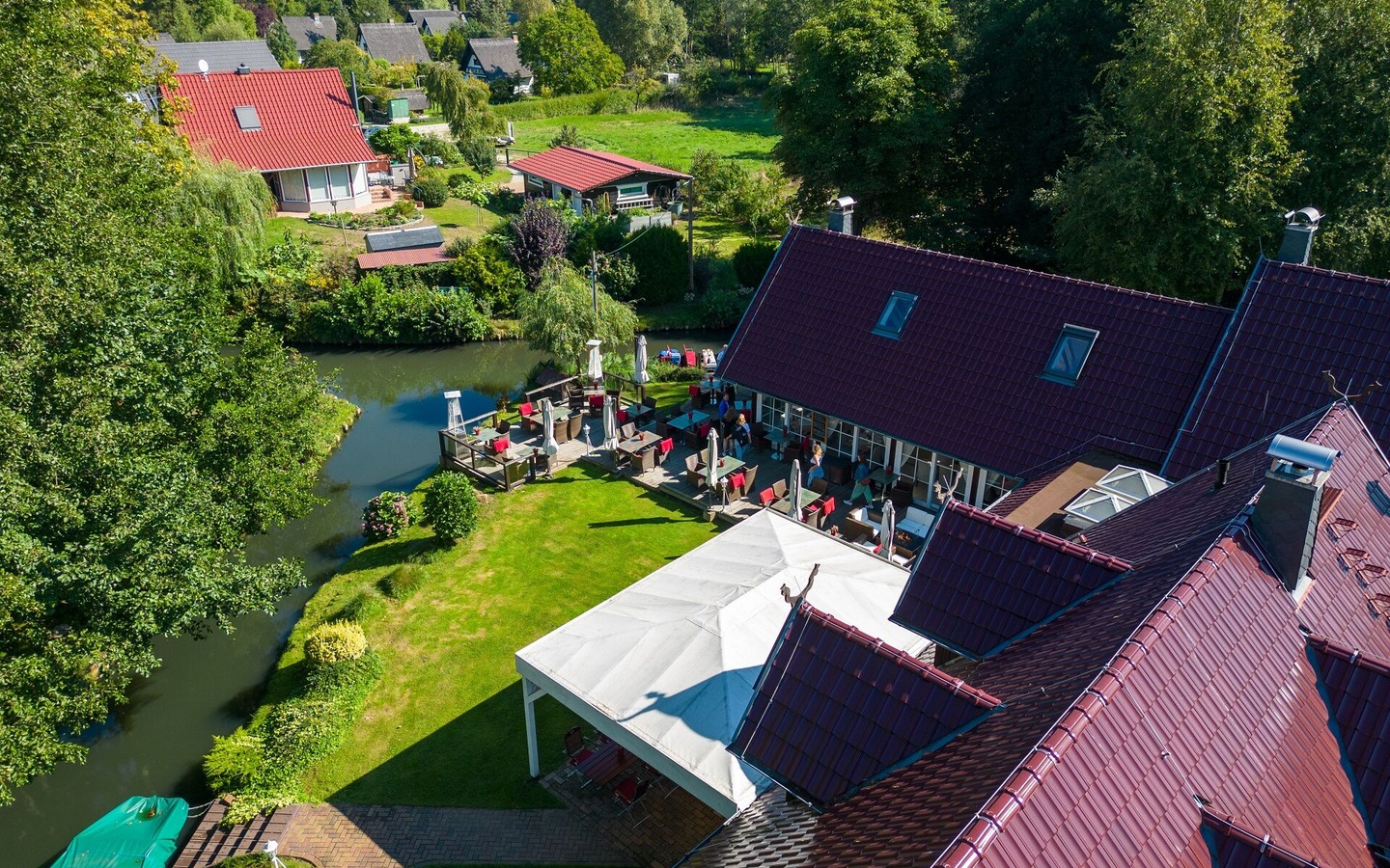 Hofrestaurant von oben, Foto: Tino Meier, Lizenz: Spreehafen Burg