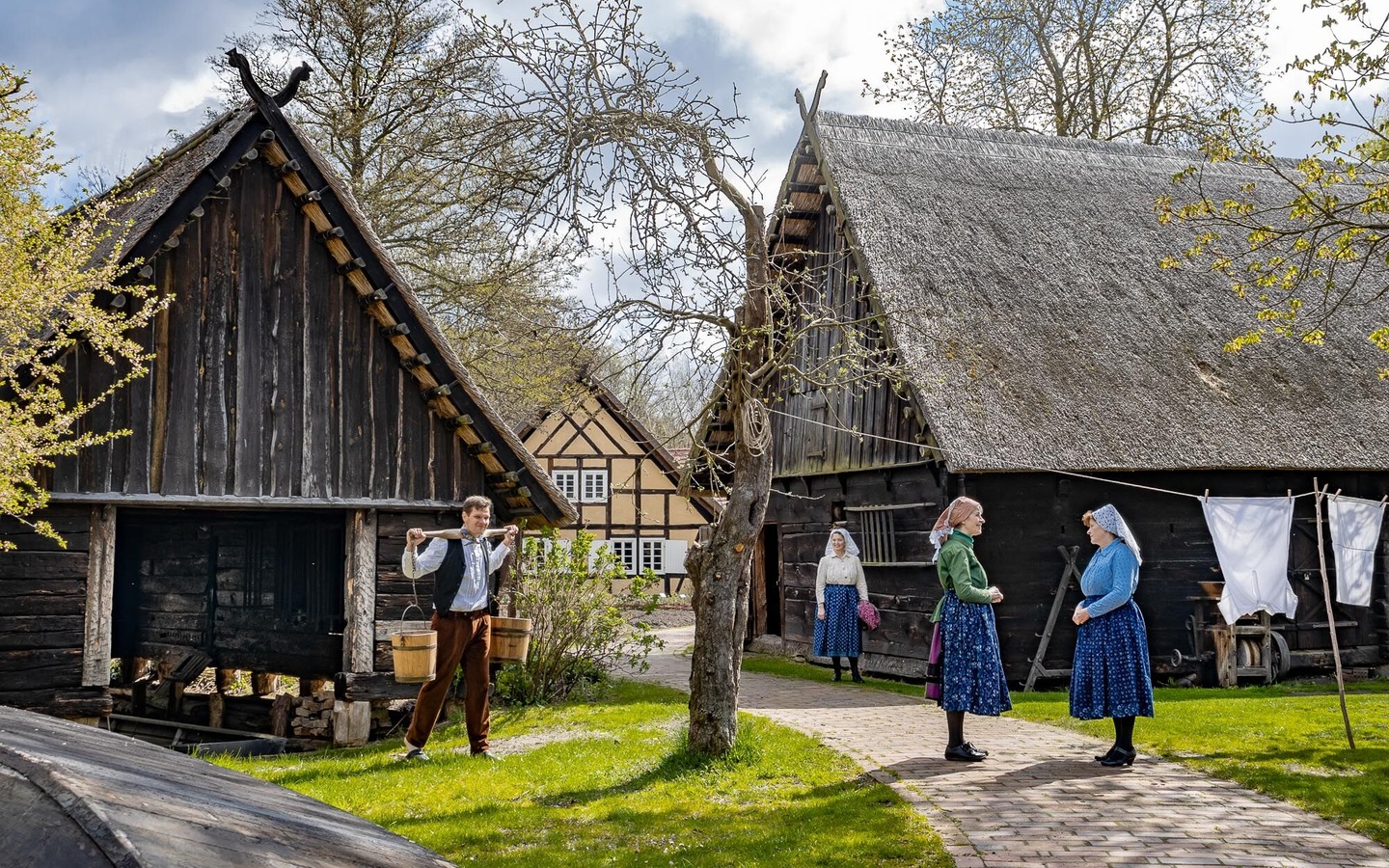 Freilandmuseum Lehde, Hof aus Burg, Foto: Mario Koch Fotografie, Lizenz: Museum OSL