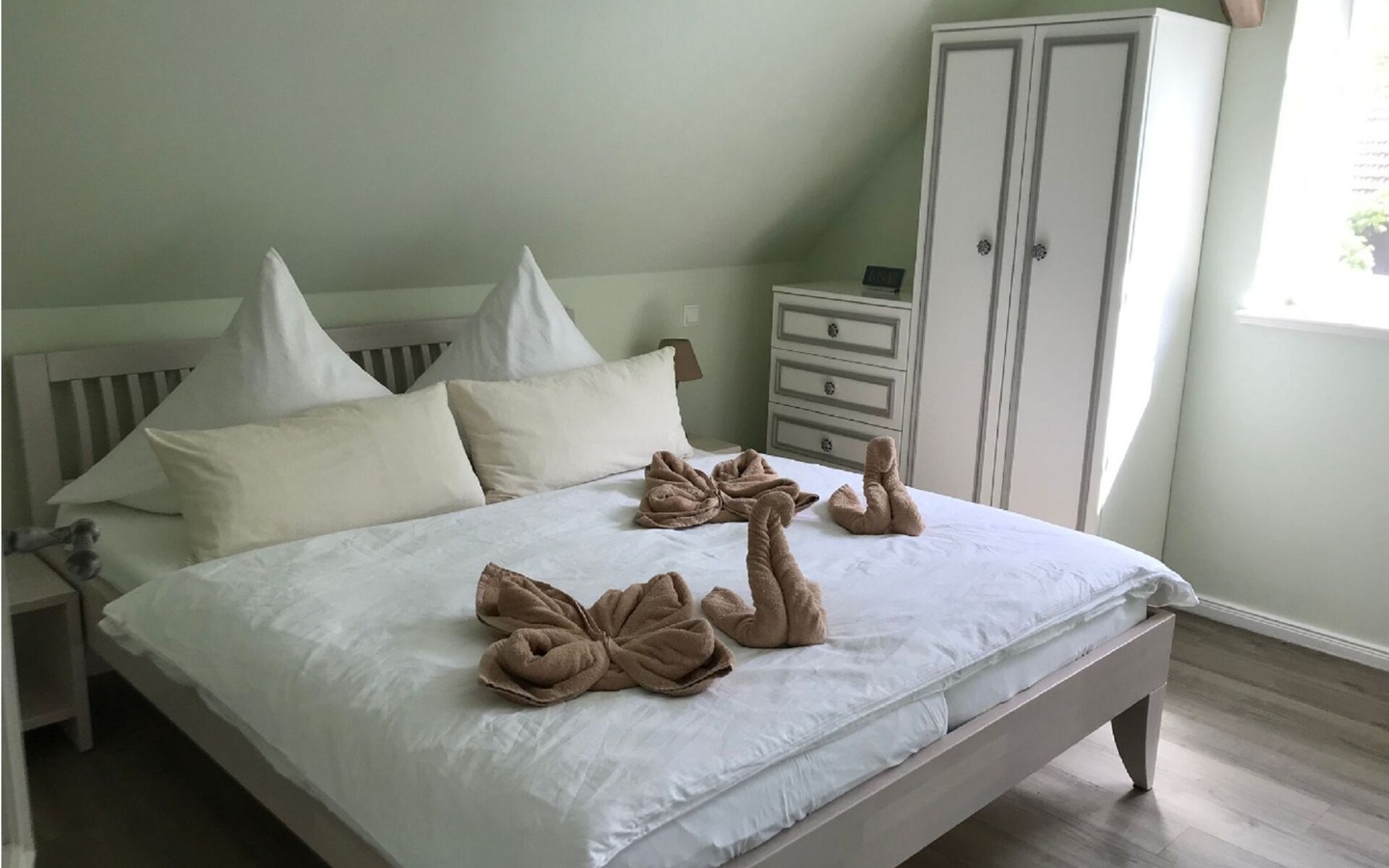 Blick ins Schlafzimmer, Foto: Zochis Erlebnishof, Lizenz: Zochis Erlebnishof