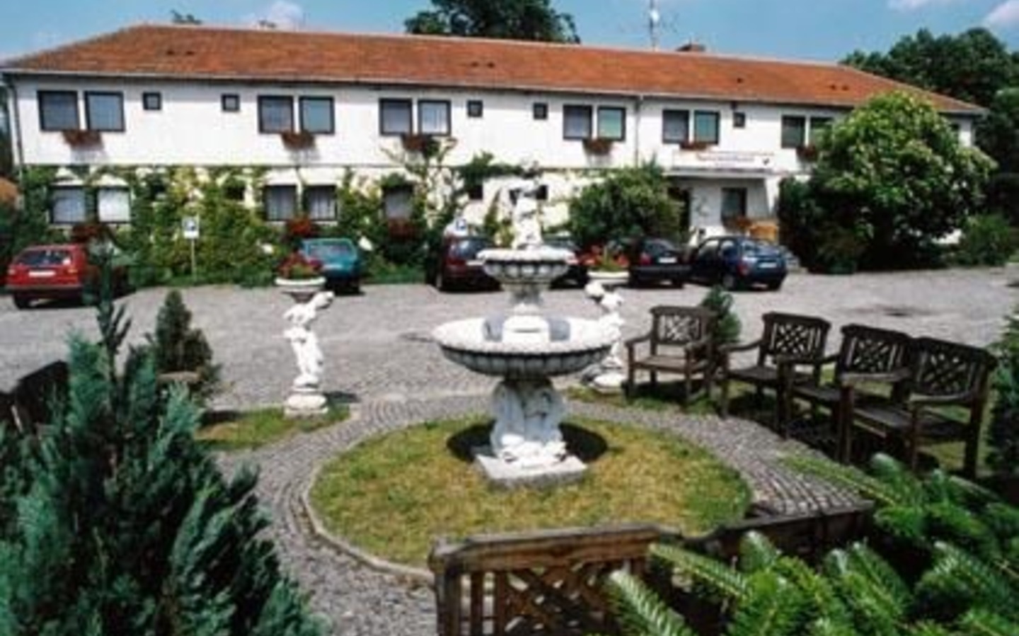 Aussenansicht Hotel Garni