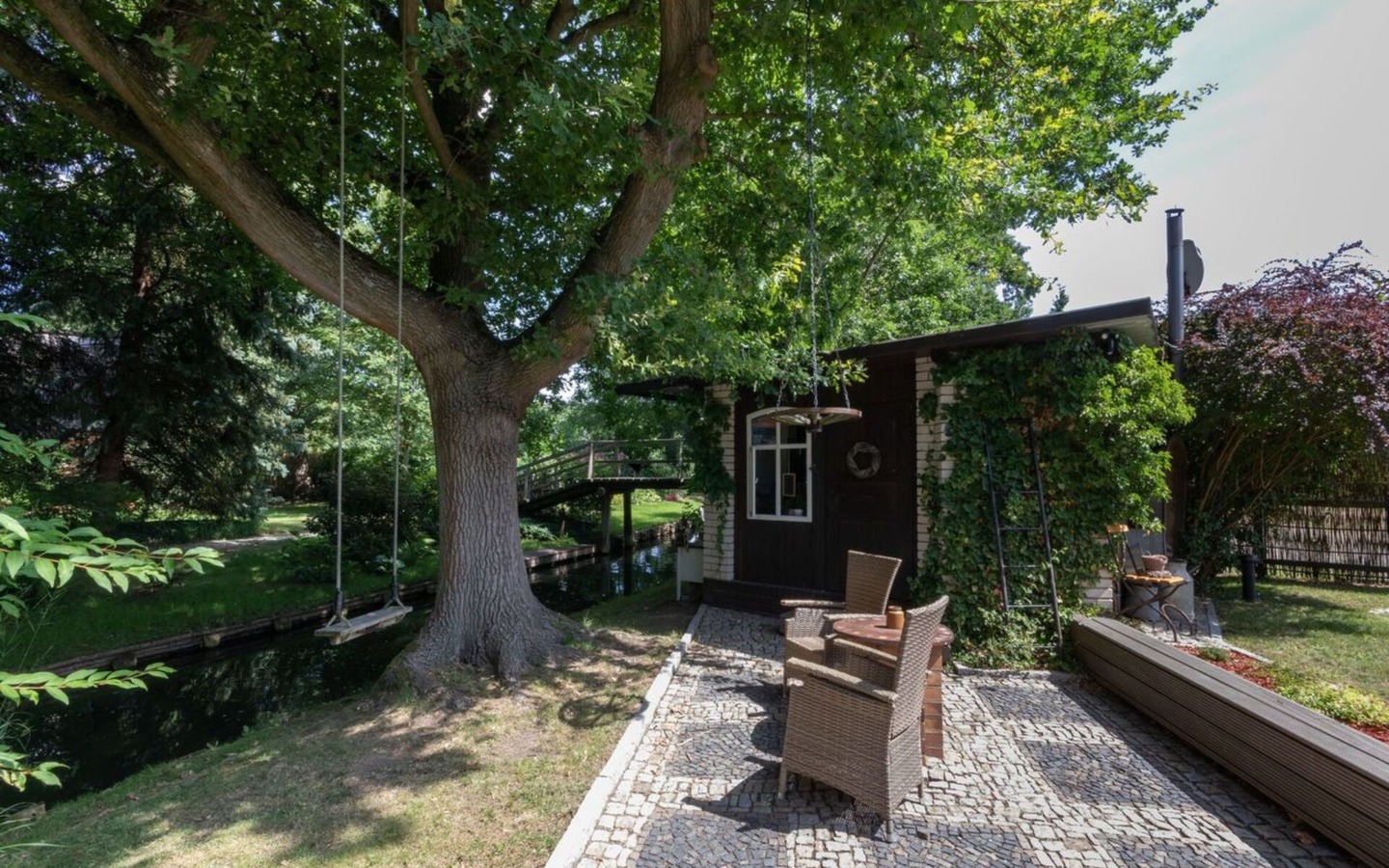 Terrasse am Wasser , Foto: Simone Grabitz-Achinger, Lizenz: Simone Grabitz-Achinger