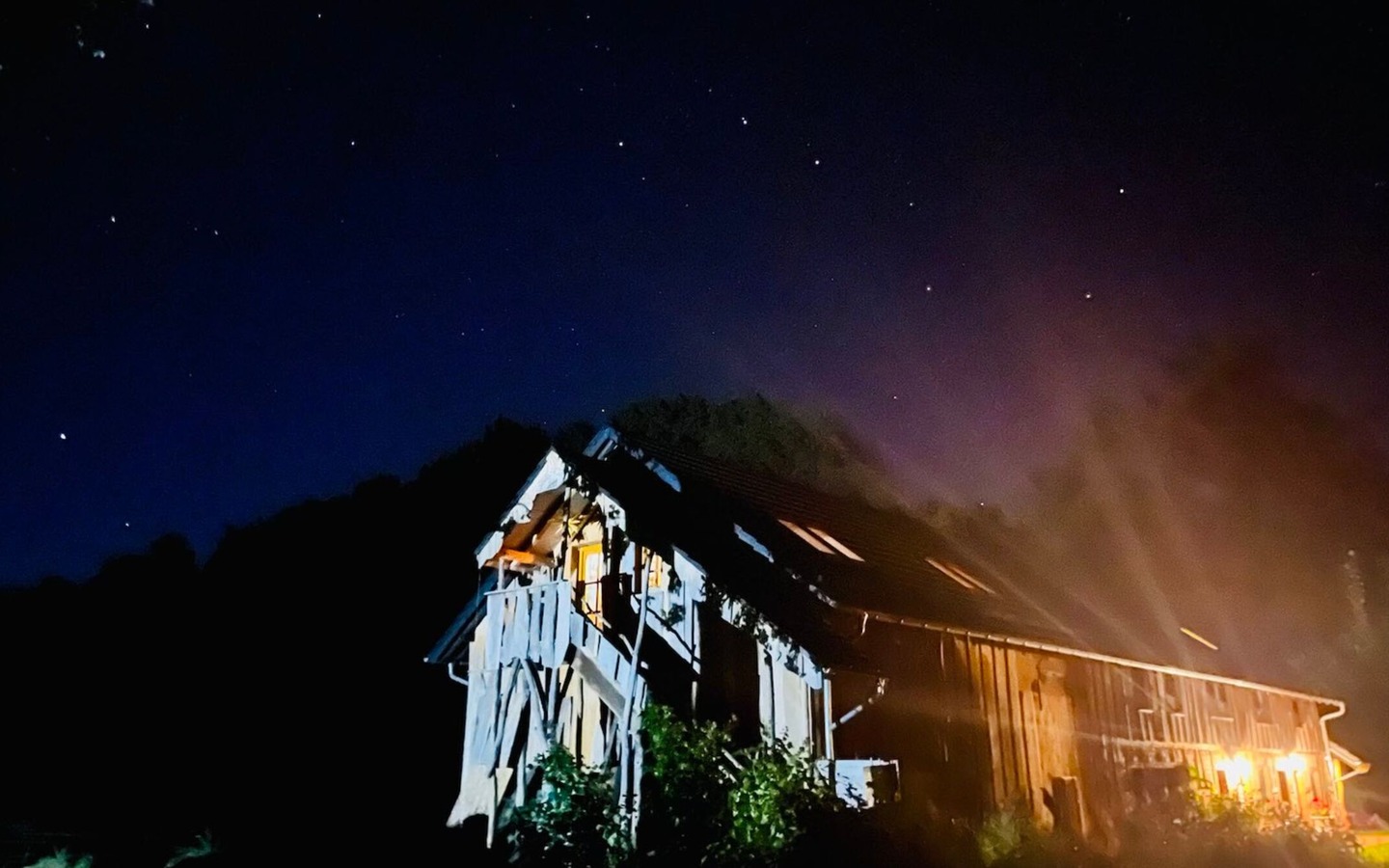 Scheunenherberge bei Nacht, Foto: Hanna Gebauer, Lizenz: Scheunenherberge Sch&auml;fchenz&auml;hlerei