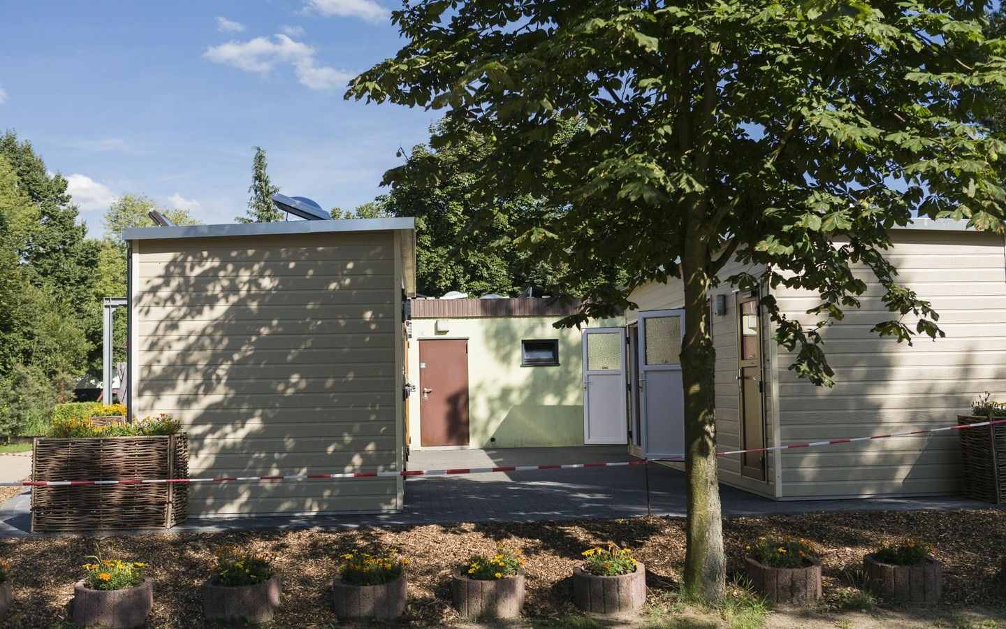 Sanit&auml;rgeb&auml;ude auf dem Spreewald-Camping L&uuml;bben, Foto: Steffen Lehmann, TMB