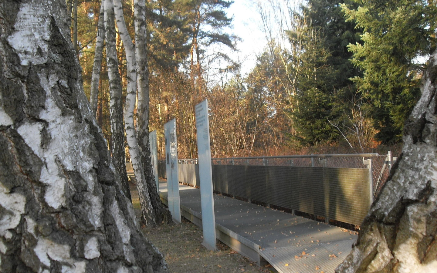 Zwei Lager an einem Ort, Foto: TEG